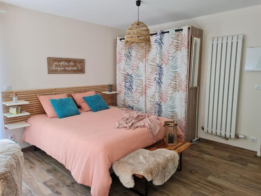 A La Campagne Proche De Toutes Commodites. Pernes-les-Boulogne